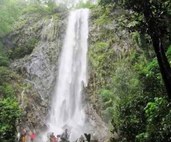 Kuskem Waterfall